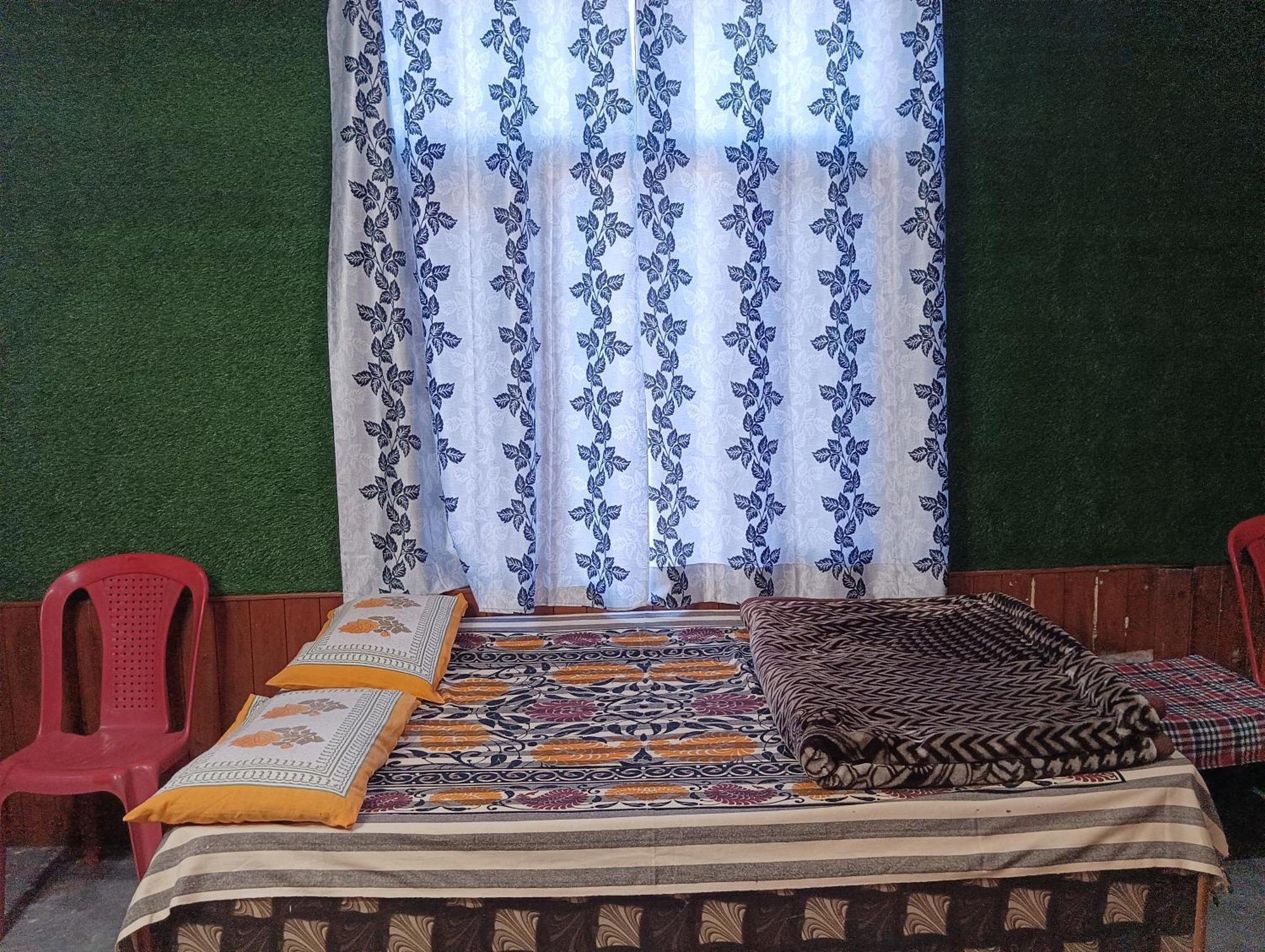 Roop Mountain Homestay Manali  Exterior photo
